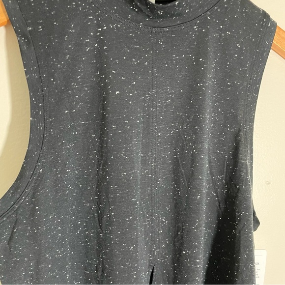 NWT Lululemon Time To Restore Mock Neck Tank - Picture 8 of 13